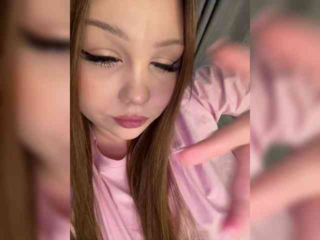 MYHOMORRIK webcam