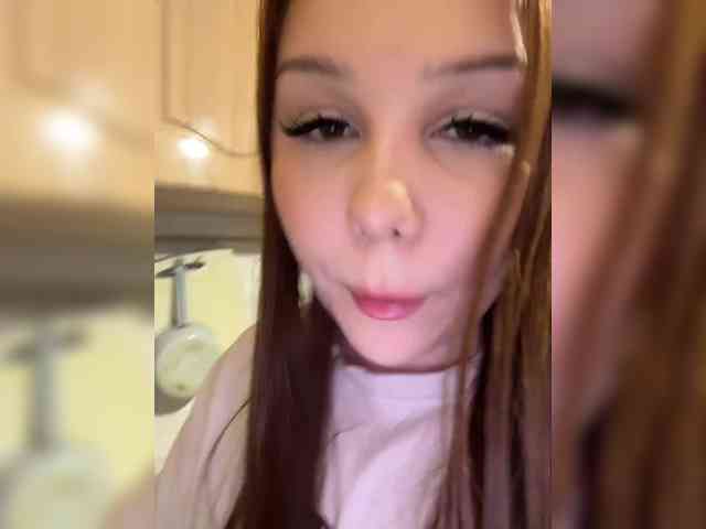 MYHOMORRIK webcam