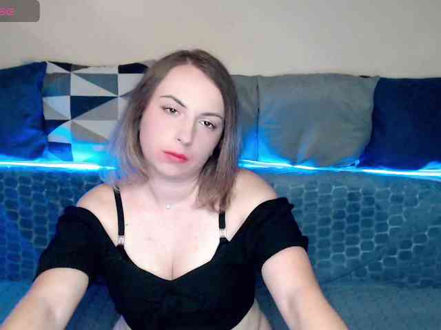 NelleVanile webcam