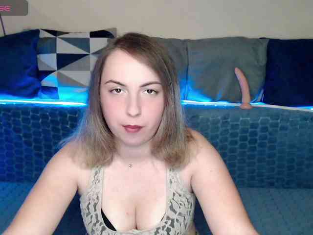 NelleVanile webcam