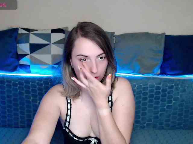 NelleVanile webcam