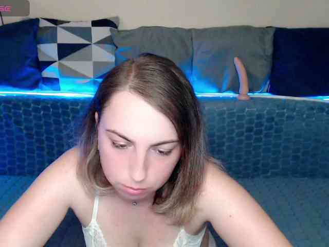 NelleVanile webcam