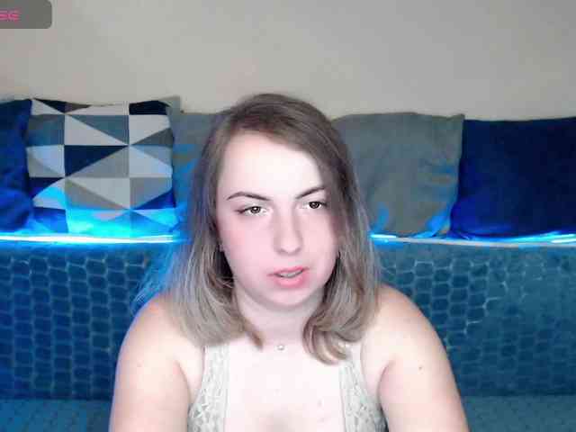 NelleVanile webcam