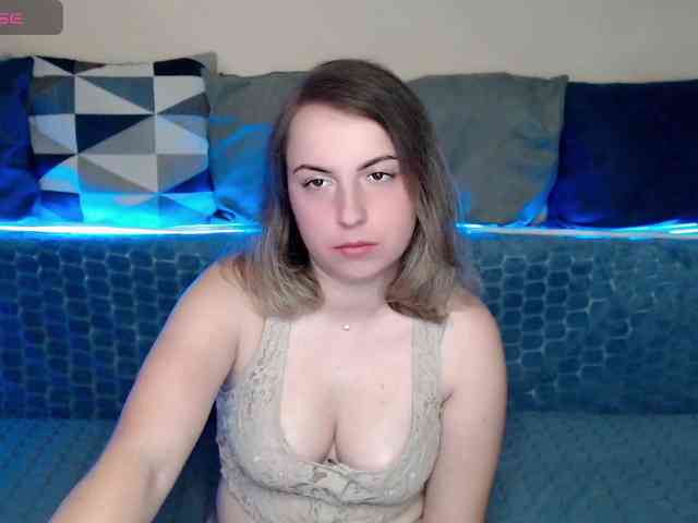 NelleVanile webcam