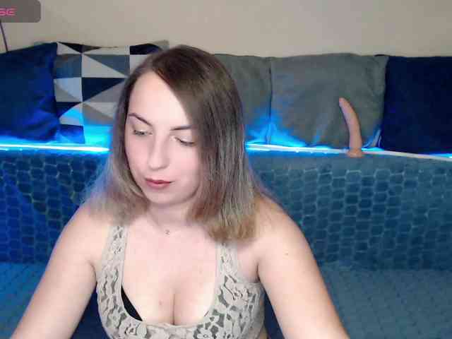 NelleVanile webcam