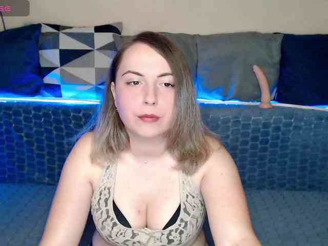 NelleVanile webcam