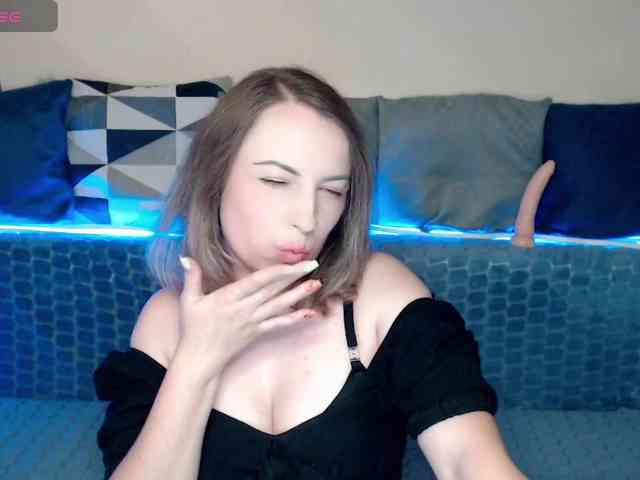 NelleVanile webcam
