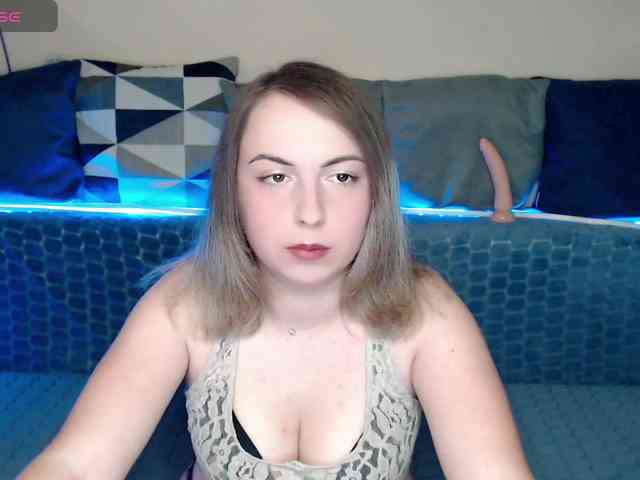 NelleVanile webcam