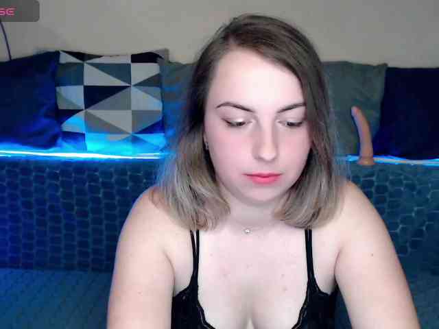 NelleVanile webcam