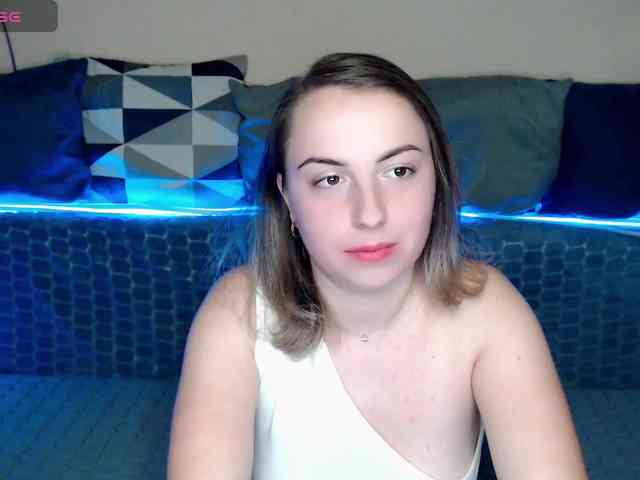 NelleVanile webcam