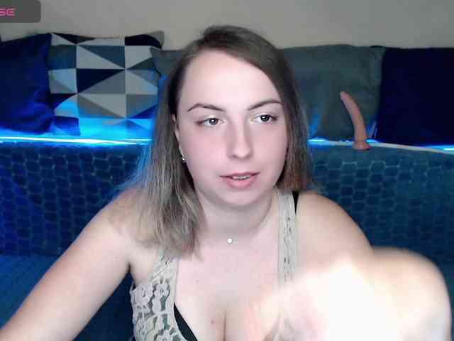 NelleVanile webcam