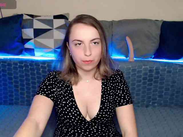 NelleVanile webcam