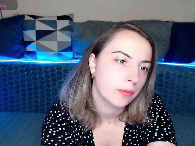 NelleVanile webcam