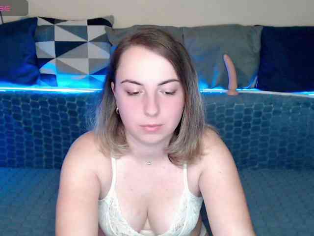 NelleVanile webcam