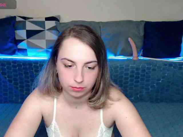 NelleVanile webcam