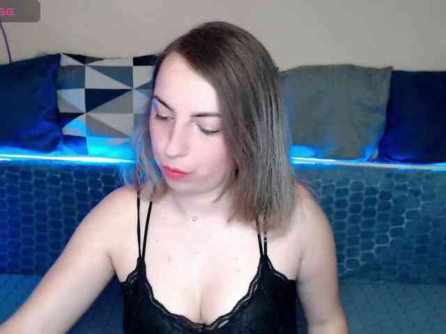 NelleVanile webcam