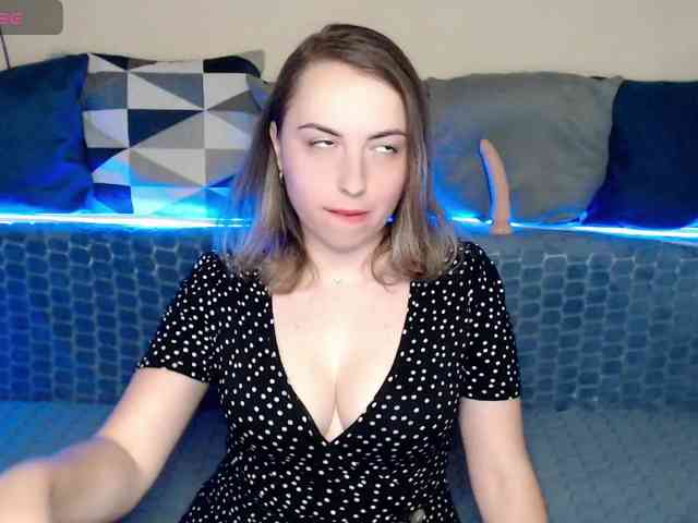 NelleVanile webcam