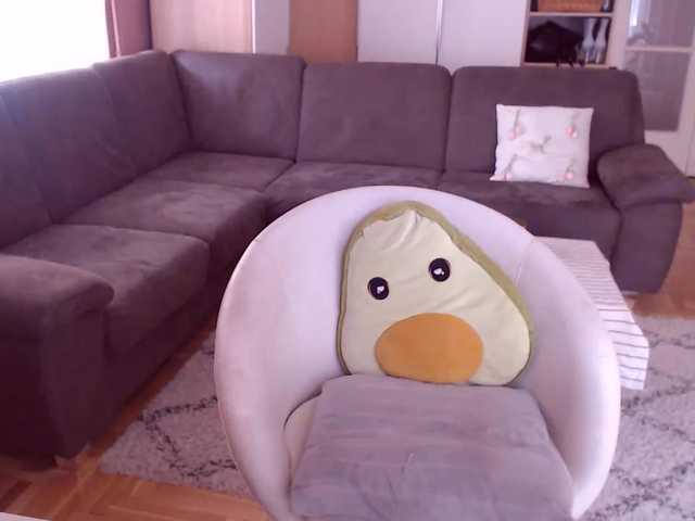 Camille18's BongaCams show and profile