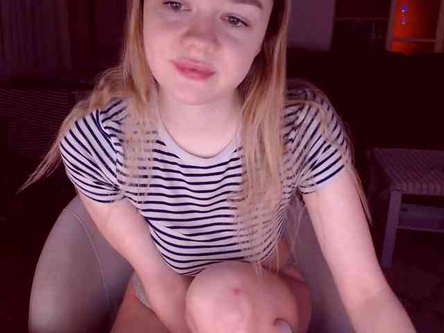 Camille18 webcam