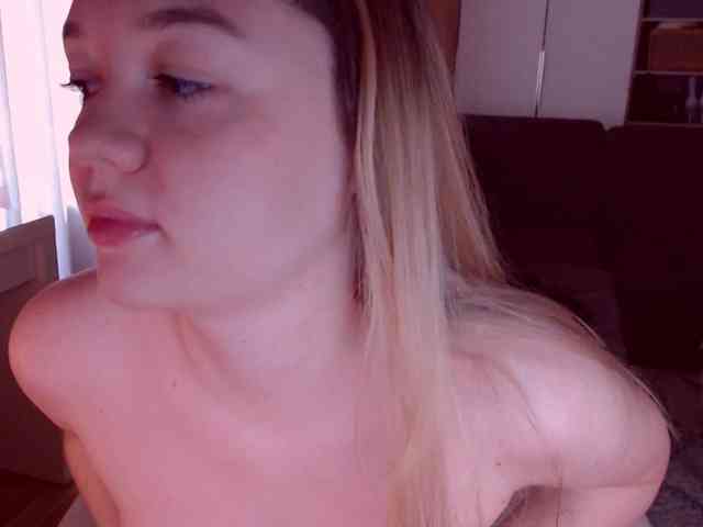 Camille18 webcam