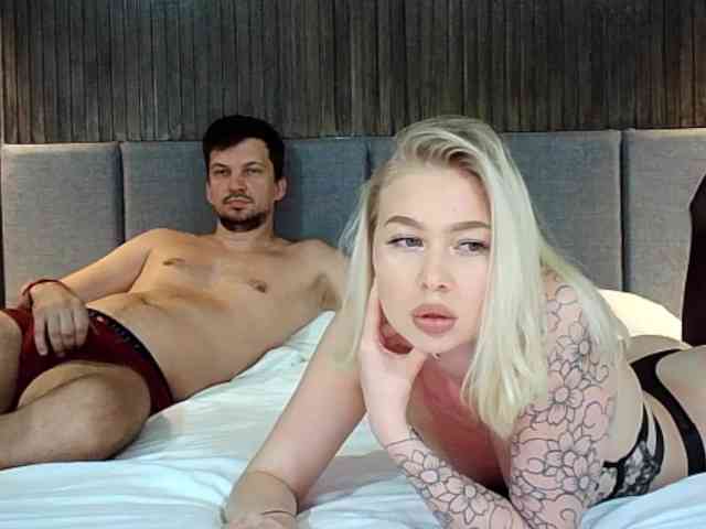Hotcouplee23 webcam