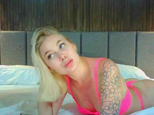 Hotcouplee23 webcam