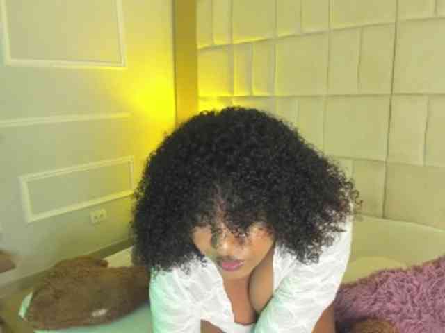 OhrianaGibson webcam