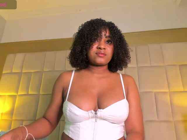 OhrianaGibson webcam