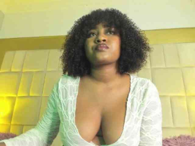 OhrianaGibson webcam