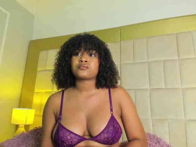 OhrianaGibson webcam
