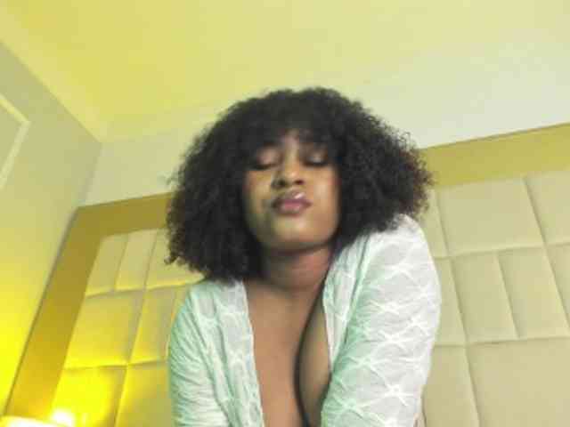 OhrianaGibson webcam