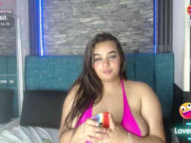 shirley-18 webcam