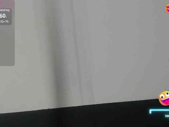 shirley-18 webcam