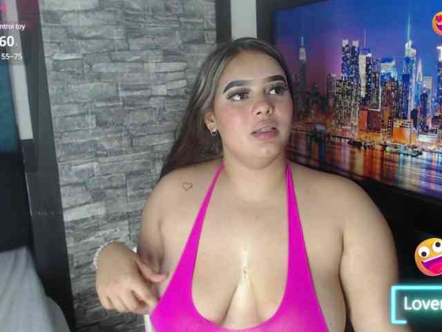 shirley-18 webcam