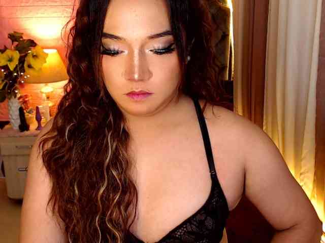 UrGoddessEkang Live Webcam on BongaCams