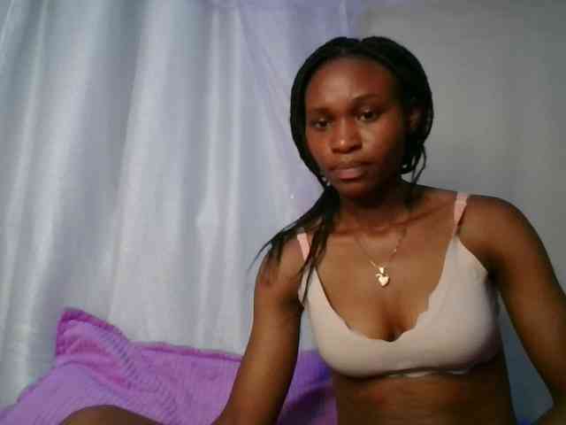 cute-tasha webcam