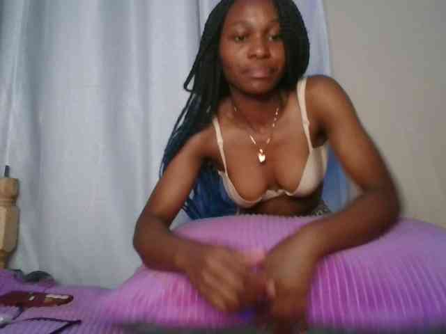cute-tasha webcam