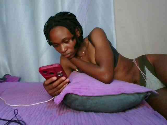 cute-tasha webcam