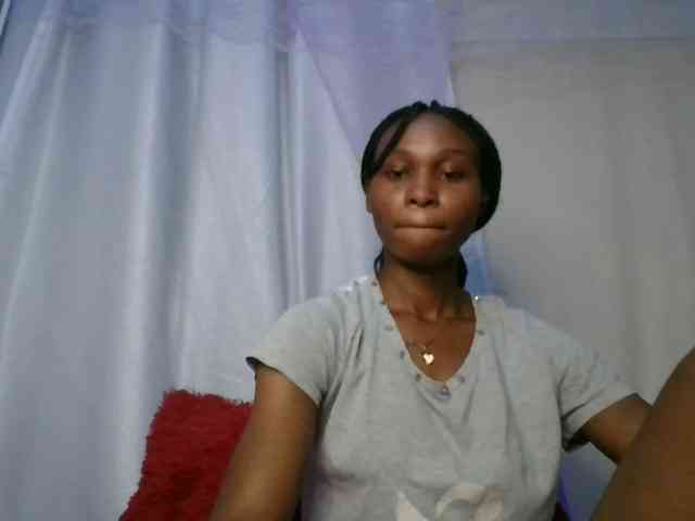 cute-tasha webcam