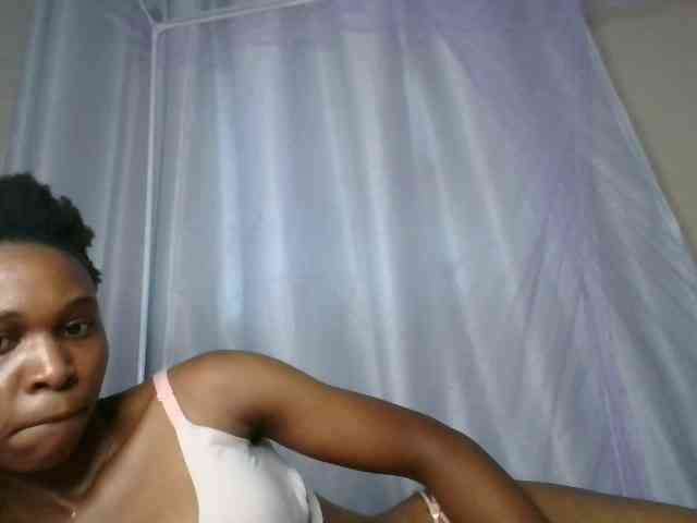 cute-tasha webcam