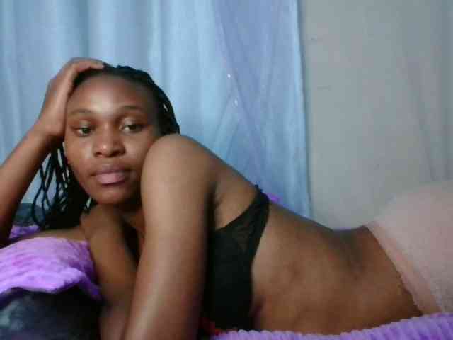 cute-tasha webcam