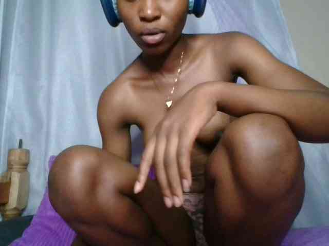 cute-tasha webcam