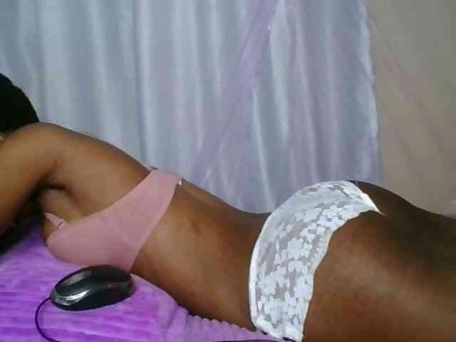 cute-tasha webcam