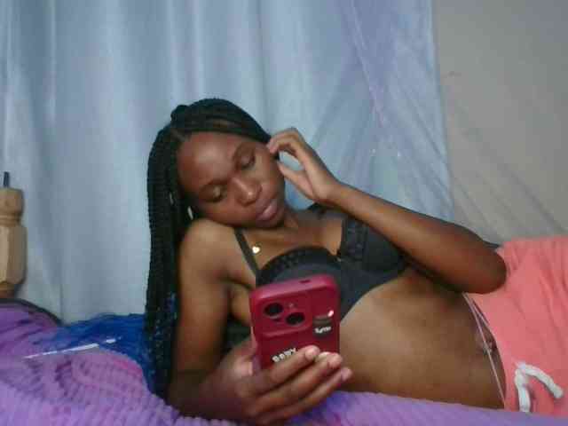 cute-tasha webcam