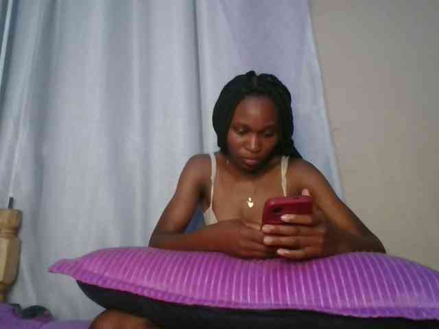 cute-tasha webcam