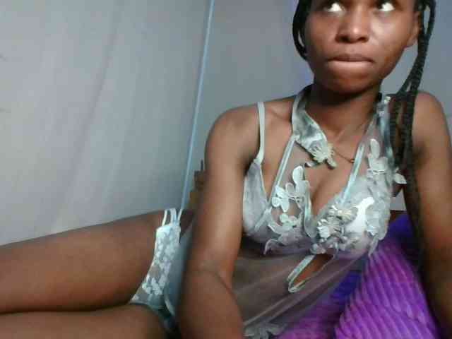 cute-tasha webcam