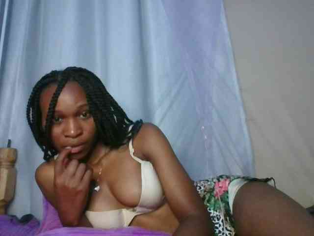 cute-tasha webcam