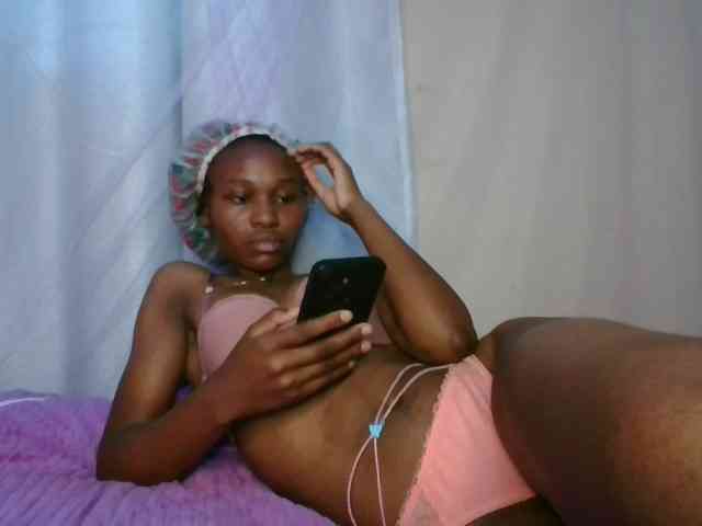 cute-tasha webcam