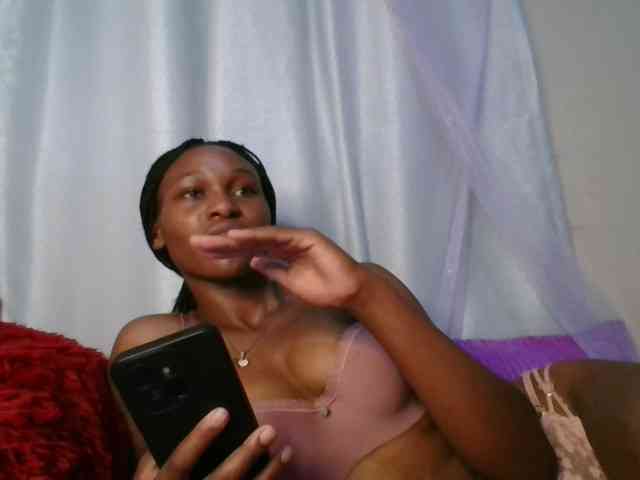 cute-tasha webcam