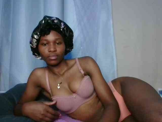 cute-tasha webcam